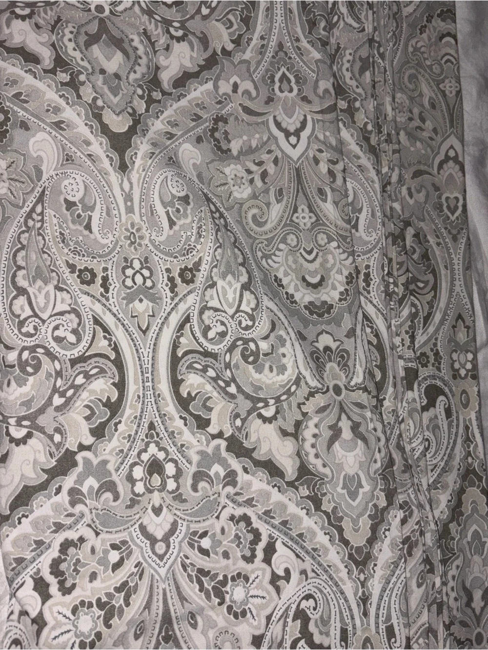 Like new Pottery Barn Taupe Mackenna Paisley king Duvet Cover & 2 king shams